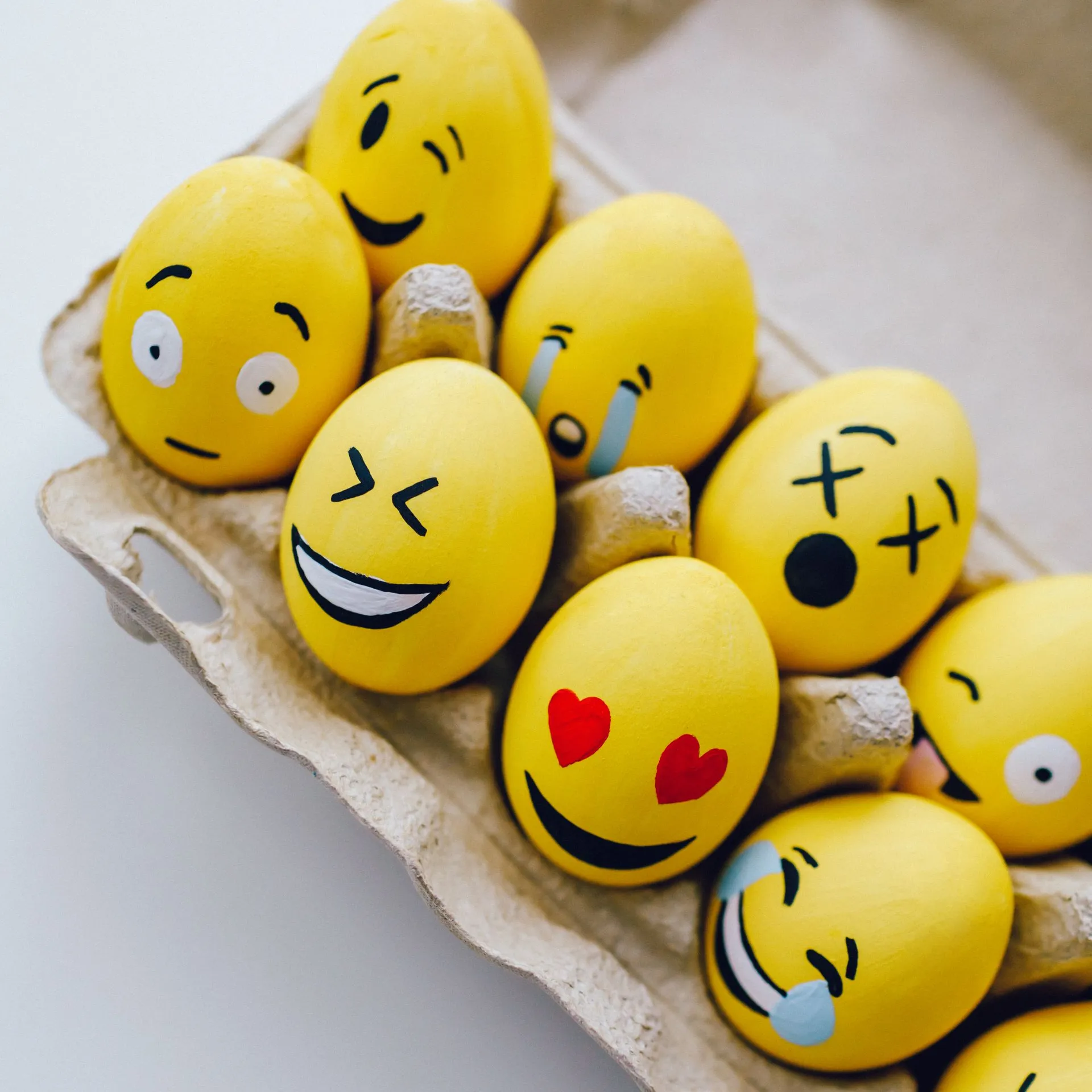 10. Pensamientos + Sentimientos = Emociones